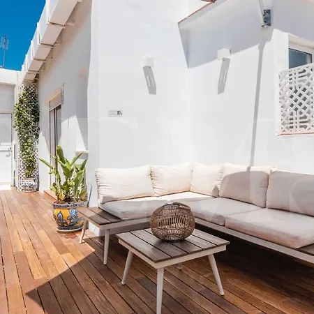Duplex With Private Rooftop & View On San Juan Church By Rems 公寓 *